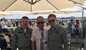 Директора украинского авиазавода уволили за фото пятилетней давности