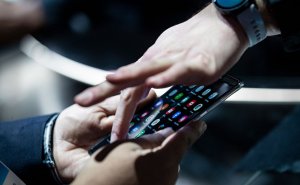 ФАС определилась с правилами предустановки российского ПО на смартфоны с 1 июля 2020 года