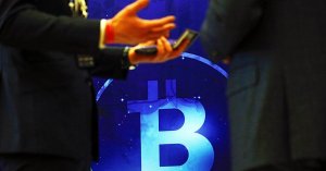 Валюты отправляют в виртуальный мир