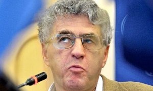 Гозман готовится к 9 мая....