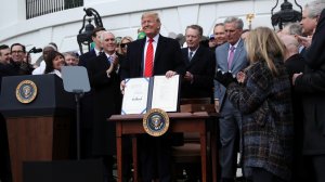 Американский президент Дональд Трамп подписал новое соглашение о свободной торговле США с Мексикой и Канадой (USMCA)