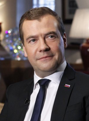 Медведев как заместитель председателя Совбеза РФ будет получать более 618 тыс. рублей в месяц