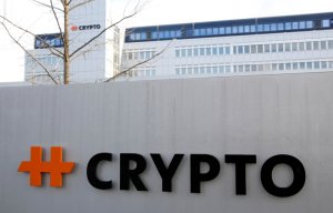 Швейцария начала расследовать данные о перехвате ЦРУ секретных переписок 120 стран