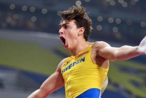 Швед Арман Дюплантис установил новый мировой рекорд в прыжках с шестом — 6.17 м