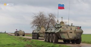 Турция снова участвует с совместном с РФ патрулировании на севере Сирии.  Российские военные опровергли информацию об авиаударе ВКС в Идлибе