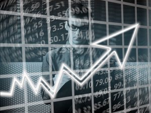 Рынок акций РФ открылся падением индексов МосБиржи и РТС на 1,4%