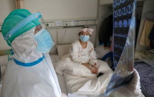 Коронавирус может передаваться от беременной матери к ее плоду