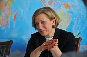 Глава Роспотребнадзора попросила россиян отказаться путешествий из-за коронавируса