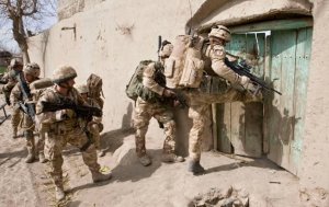 Помпео считает политической вендеттой решение провести расследование по Афганистану (Госсекретарь США подверг резкой критике решение Международного уголовного суда расследовать возможные преступления)