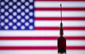 США приостановят выдачу виз по всему миру