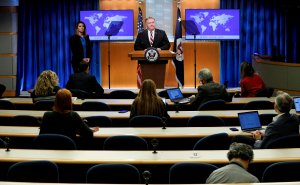 Помпео обвинил Россию и Китай в искажении информации о пандемии