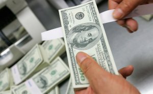 [Цифры] ₽13,7 млрд потратил ЦБ 19 марта для предотвращения падения рубля