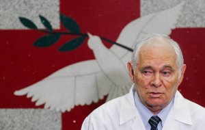 Доктор Леонид Рошаль  назвал распространение COVID-19 репетицией биологической войны