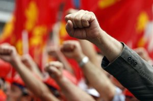 Коммунисты 67 стран выступили с политическим заявлением