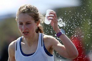 Ученые "Сколково" изобрели воду, обеззараживающую от коронавируса