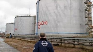 Беларусь рассчитывает получить в апреле 2 млн т нефти по цене около $4 за баррель