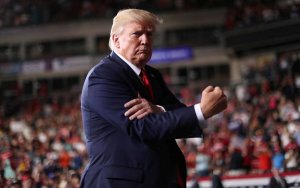 Трамп подписал указ о добыче ресурсов на Луне