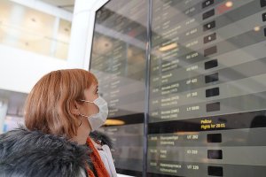 "На вывозные рейсы могут претендовать только те, кто выехал из России после 1 января 2020 года"  (Минтранс рассказал, кто может претендовать на вывозные рейсы в Россию)