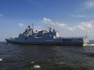 Россия возвращает из Средиземного моря в Севастополь два фрегата с "Калибрами" - флот