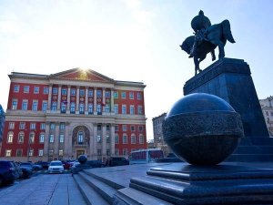 Разработчики пожаловались властям: Москва закупает софт «враждебной страны» и дискриминирует российское ПО