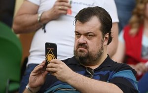 "Зачем плодить нищету?": Комментатор Василий Уткин в прямом эфире отказался и от России и от семьи( Водонаева2)