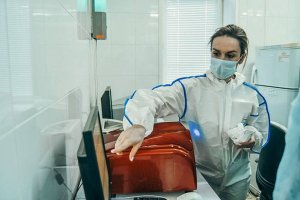 Вирус мутирует. По планете «гуляют» три типа нового коронавируса — ученые