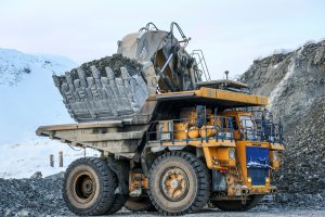БелАЗ отправил самосвалы за Северный полярный круг