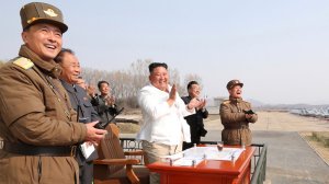 Asia Times: «под прикрытием коронавируса» — Ким провёл уже пятые ракетные испытания в этом году
