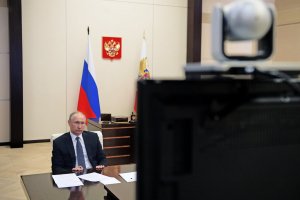 Путин и его «пропаганда» уничтожили имидж США и Прибалтики