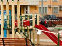 Петербургский суд прекратил дело девушки-волонтера, которая "срезала путь" через детскую площадку