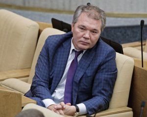 Депутат Госдумы Калашников (КПРФ) попал в больницу с коронавирусом