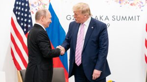 Как России и США выстроить доверие? Путин и Трамп о "Духе Эльбы"