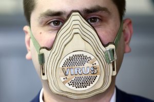 Названы самые неспокойные из-за коронавируса регионы РФ