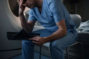 Врач поставил под сомнение эффективность ИВЛ для пациентов с коронавирусом