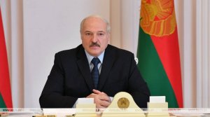 Лукашенко: в Белоруссии число умерших от коронавируса в пять раз меньше, чем от алкоголя