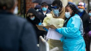 Катастрофа с Covid-19 в США вызвана системными проблемами в здравоохранении