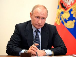 Путин разрешил регионам "обоснованно смягчать" ограничения, снова возложив на них ответственность