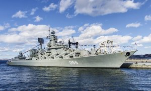 Создать угрозу: к кораблям англосаксов в Баренцевом море направили «Маршала Устинова»
