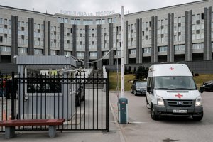 Загоревшийся в больнице в Петербурге аппарат ИВЛ был новым