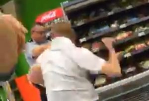 [#еслинадоповторим] «Аллес гут, Саня!»: в ФРГ русские избили полицейских за отказ пропускать в супермаркет без масок