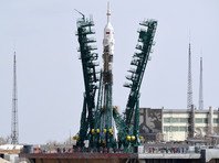Роскосмос выделил для NASA одно место на "Союзе" по их просьбе в результате переговоров .