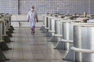 В России решили производить антисептики из конфискованного спирта