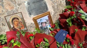 На месте гибели Героя России Романа Филипова в Сирии установлен мемориал