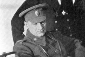 В Башкирии установили бюст Колчака