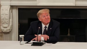 Трамп выдвинул ВОЗ ультиматум для продолжения финансирования