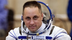 На Украине включили в санкционный список космонавта Антона Шкаплерова за фотографии Крымского моста и шахматиста Рустема Эмирова