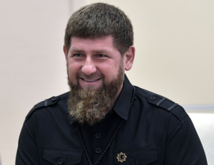 СМИ: Кадыров экстренно госпитализирован в Москву на самолете