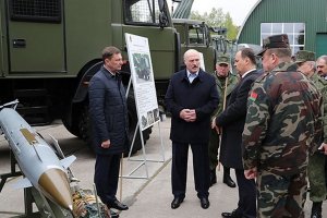 Эксперт оценил планы Лукашенко по созданию белорусской ракеты