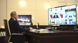 Путин нашел виновного за почасовые надбавки медикам