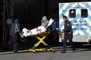 Пандемия в США: штрихи к батальному полотну